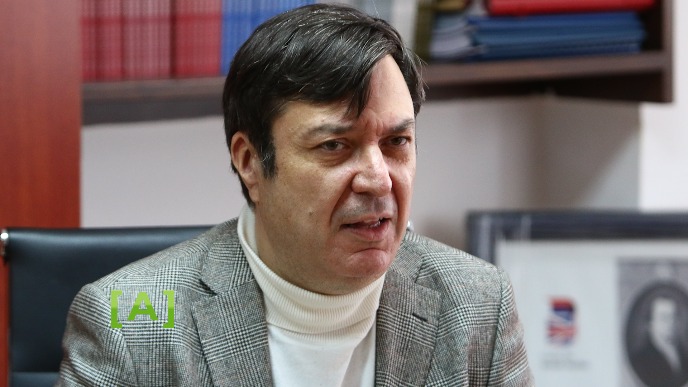 Zapad nije pokrenuo studente Zapad nije pokrenuo studente